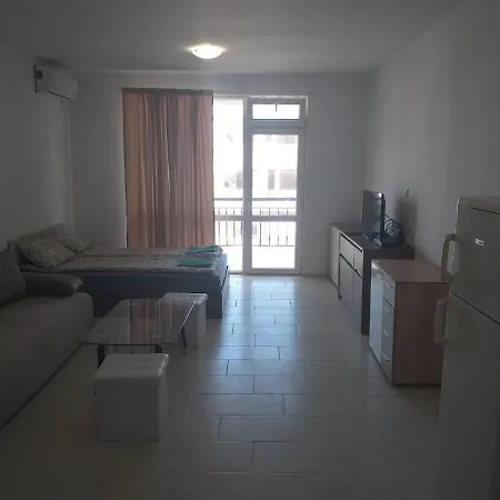 студио сони 2 Apartment Sozopol